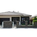 COUNTRY 618, corner