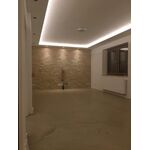 COUNTRY 668, corner