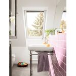 Pivåhängt takfönster VELUX GLU 0051 | 2-glas, Everfinish (träkärna med vitt hölje i polyuretan)