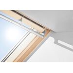 Pivåhängt takfönster VELUX GGL 3066 | säkerhets 3-glas, klarlackat furu