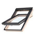 Pivåhängt takfönster med nedre handtaget VELUX GLL-B 1061 | 3-glas, Everfinish (träkärna med vitt hölje i polyuretan)