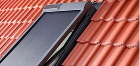 Automatisk manövrering markise VELUX MSL, solcellsdriven