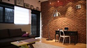 COUNTRY 640, corner