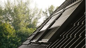VELUX SSS » Solar-mörkläggningsmarkis för VELUX takfönster