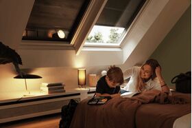 VELUX SSS » Solar-mörkläggningsmarkis för VELUX takfönster