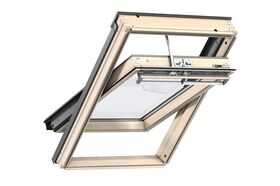 Soldriven takfönster VELUX GGL 3066 SOLAR | säkerhets 3-glas, klarlackat furu