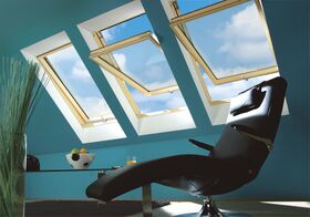 FAKRO FTP-V U4 | super energy saving, triple glazed roof window