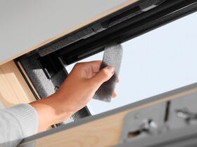Roof window VELUX GLL INTEGRA PLUS | Pine Finish