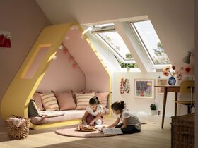Pivåhängt takfönster VELUX GLU 0051 | 2-glas, Everfinish (träkärna med vitt hölje i polyuretan)