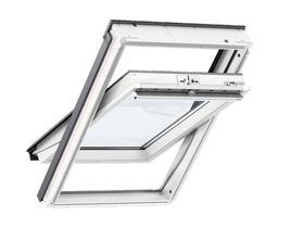 Pivåhängt takfönster med nedre handtaget VELUX GLU-B 0064 | 3-glas, Everfinish (träkärna med vitt hölje i polyuretan)