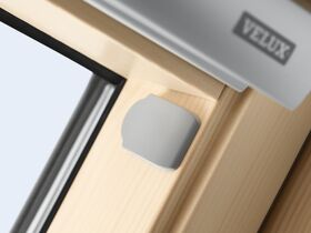 Pivåhängt takfönster VELUX GZL 1051 | 2-glas, klarlackat furu