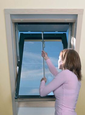 FAKRO ZSZ | Rod for operating awning blinds for FAKRO roof windows